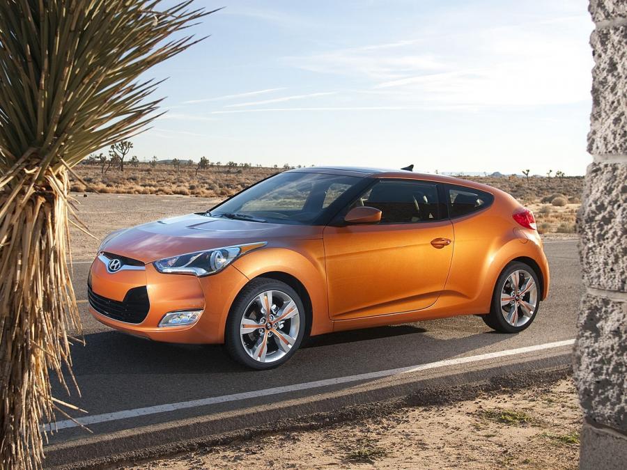  Hyundai Veloster 2011 года  (US) (фото 25 из 30)